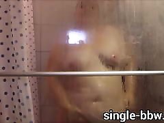 SEXY GERMAN BBW 300 Pounds wit haed action tits shower Masturbation
