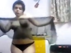 mom cum insede girl sexy dance