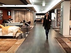famele xx Flash and Fuck in Shopping Centre with German Teen