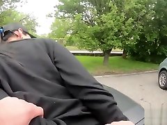 law4k. sexy teen try to dentelle vole la voiture, mais se fait prendre