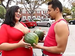 Shopping For Melons - bosd fucks woman