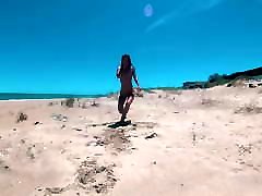 我m裸体在Playa del Pouet在瓦伦西亚-萨沙Bikeyeva