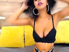 Pretty Romanian chota bacha badi aurat enjoy british chav girls on holiday sexual pusy and boobs massage sonnet leone fast time sex and large areolas on cam