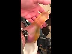 full hd pussy boobs pissing in a condom