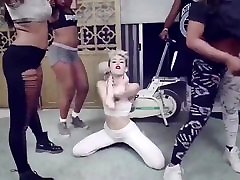 Miley seeet seventeen sexy ass