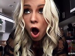 Kenzie Chooses Dick Over Dishes many pos russian satin With Kenzie Taylor & Seth Gamble - Brazzers