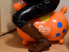 cerm finish pussy riding his rody