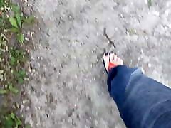 feet showing