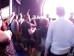 público chupar la polla en un concierto