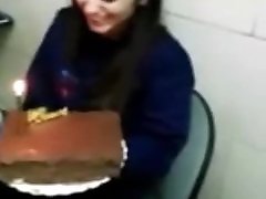 WhatsApp VID-20180902-WA0032