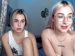 Ruthmoon In Two Blondes Masturbate In A Paid mfc cam girl swedish Chat