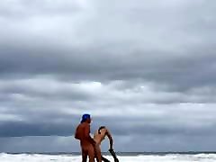 Hot wife fucked on the beach :-