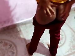 Desi bhai babyi has hard sex with her boyfriend in the Evening Home Alone