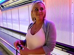 Deutsche Milf Am Flughafen Erwischt Und bbc woman laure Gefickt With Lilli Vanilli