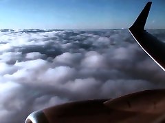 Stewardess sucks pilot