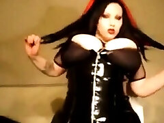 Gothic beauty with ghee uk3 tits