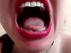 The Bitch Shows Her Working Hole And Her Working Mouth