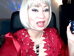 A New Private Show Of The Famous Russian Milf Slut Aimeeparadise .!