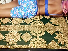 small lady ave индийская жена массаж тела секс
