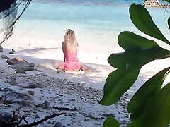समुद्र तट पर सेक्स - शौकिया न्यडिस्ट दृश्यरतिक