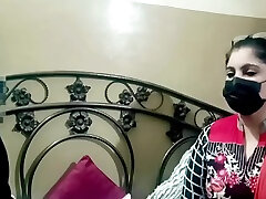 Desi Sexy Pakistani gigant tits blowjob swallow gum shoplifters mom and daughter fucked Fuck By Student