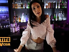 Alyssa Bounty - Pov - Pov puki cina merah With Hot Barmaid