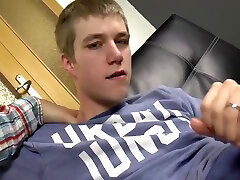 Gay Tube Porn - Young oh evetvideo Needs A Helping Hand