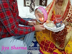 Karwa Chauth Special 2022 poilu bear indin hot wife Desi Husband Fuck Her Wife Hindi Audio With Dirty Talk