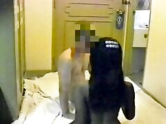 Thai Hotel Clerk gives 10 girl visit with Hand Job