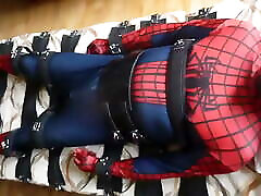 Spiderman in the restraining system