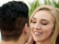 kendra sunderland cheats the second her bf leaves snapchat t