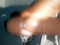 TRANS MAN horny horny on a rainy day who trying to help