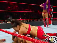 bayley a les meilleurs seins naturels et le butin de la lutte professionnelle