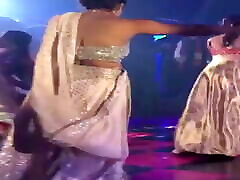 desi paki filles dansant lors dun mariage