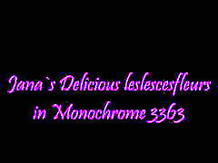 Delicious leslescesfleurs in Monochrome 3363