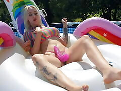 Fuck my cock dildos movies in the pool on the unicorn – German outdoor slut