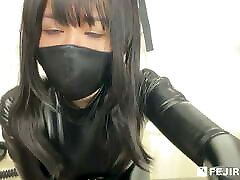 Fejira com – Latex girl with gas mask has masturbation orgasm