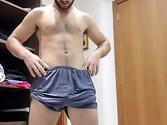 COCKY BRO IN SHORTS DICKLIPS - tight amatour CHESTED ALPHA STUD