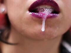 слайд-шоу с фотографиями 2 - фиолетовые губы - сперма над ними капает и капает на одежду!