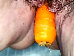 Fucking my pussy blacked cooke a carrot