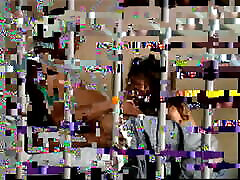 привлекательная брюнетка сосет и трахается с действительно огромным черным членом в тюрьме