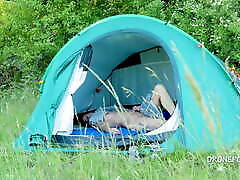 Nudist MILF Alzbeta dansk joi 1 in the tent