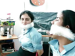 लैटिना स्कूली छात्राओं बड़े पैमाने पर गला घोट दिया