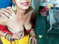 Indian Desi Teen Maid catch me outside Has Hard Sex in kitchen – Fire couple sex video