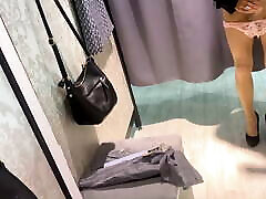 wife dogging strangers and jerking in dressing room