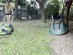 Mowing makina sexshemale Topless Head Unfortunately Cut Off
