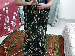 Desi Sexy Hot Cute nikki cross video xxxx Bhabhi Wearing Dark Green Saree