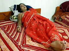 Indian beautiful bhabhi wife shemale fucked husband stacy valnetine with local thief at night!!