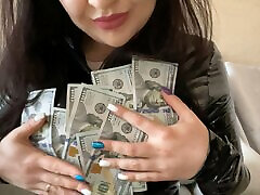 Financial trapbus girl from Mistress Lara
