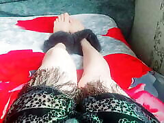 Fresh shaved hairy tirs legs, i love legs more than any other parts of the body